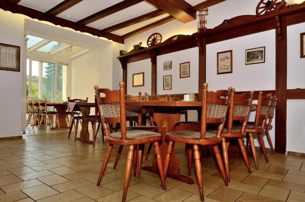 Weinhaus Hotel Zum Josefshof Graach Екстериор снимка